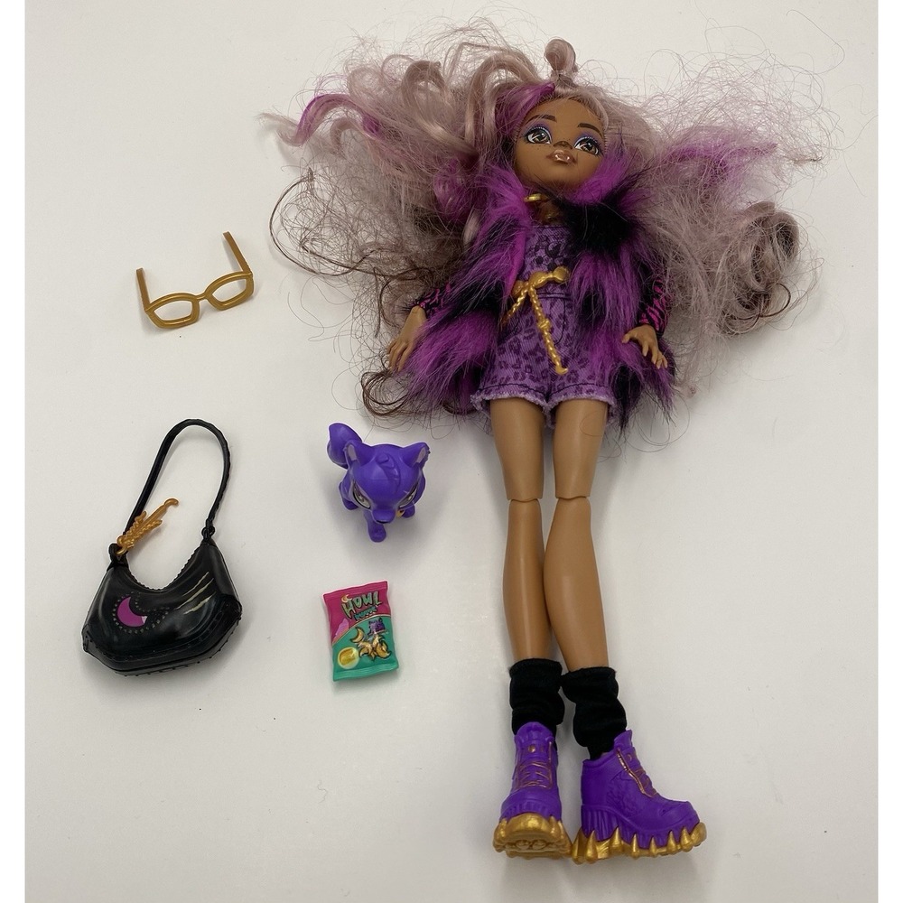 G3 Monster High Fashion Doll Clawdeen Wolf‎ and Crescent With Accessories